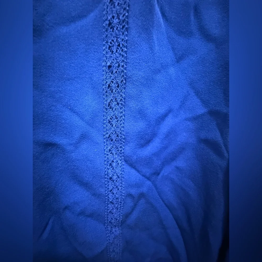 J.Crew. Lace Pleat Front Button Back Blouse. 100% Silk. Cobalt Blue. Size 2.